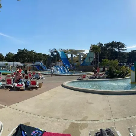 La Capitainerie Tatil parkı